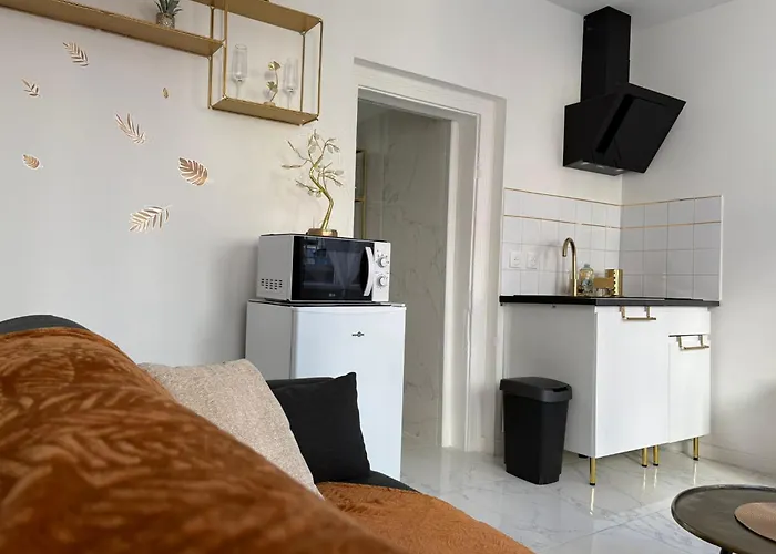 Апартаменти Cocon Au Coeur De - 430 *